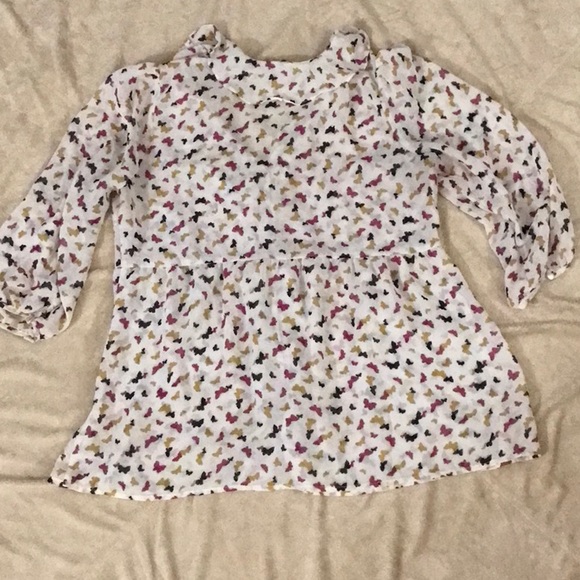 Cute almost sheer butterfly blouse - Picture 2 of 3